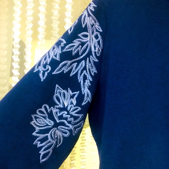 Femella Embroidered Pullover - Picture 5 of 5